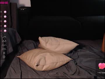 webcam girl cherrrish_ image #5129767