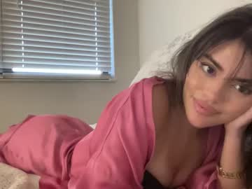 webcam girl poutyselenaa image #6767184