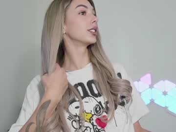 webcam girl hotfallingdevil image #2775553