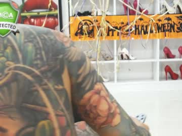 webcam girl asianqueen93 image #2981283
