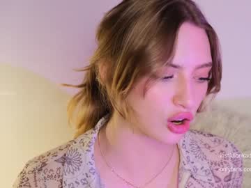webcam girl sleepsteep image #1589996