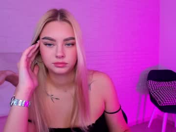 webcam girl 8a8y_nura image #1197064