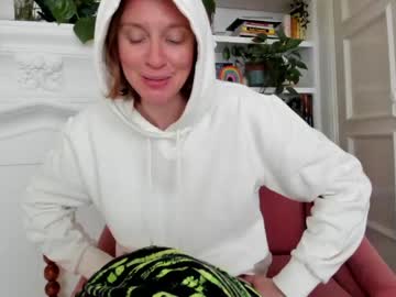 webcam girl pretendlunch image #4391204