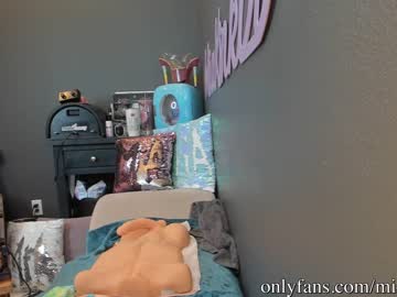 webcam girl miakinkdd image #232254