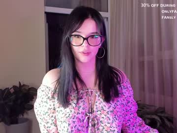 webcam girl aavee image #3357737