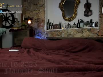 webcam girl naughty_skull image #4607518