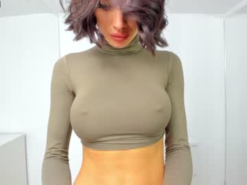 webcam girl ingridblondy94 image #2705811
