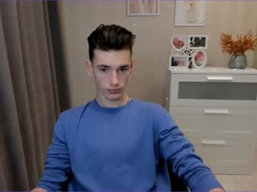 webcam man max_foks image #6501442