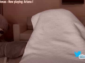 webcam girl hollyextra image #792159