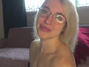 webcam girl xtina__ image #947898