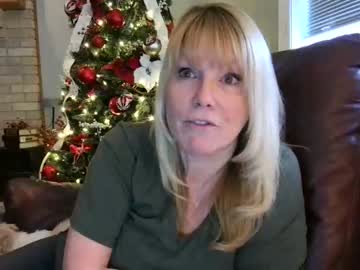 webcam girl daniluvs2 image #3396475