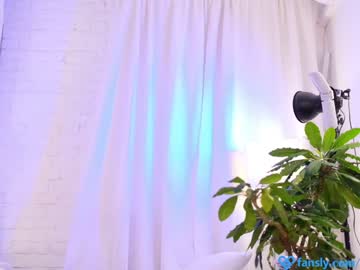webcam girl eva_fashionista image #3443063