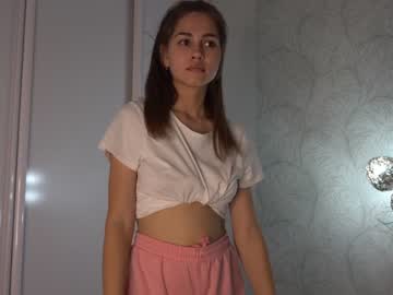 webcam girl little_animal image #5523329