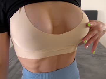 webcam girl blondehottiekerry image #2176353