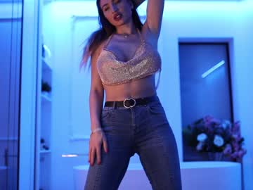 webcam girl layanaqueen image #532287