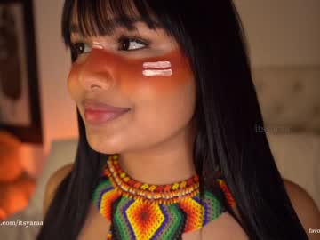 webcam girl itsyaraa image #4385930