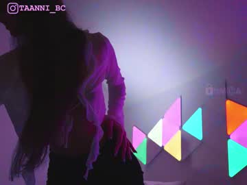 webcam girl taanni_bc image #5553847