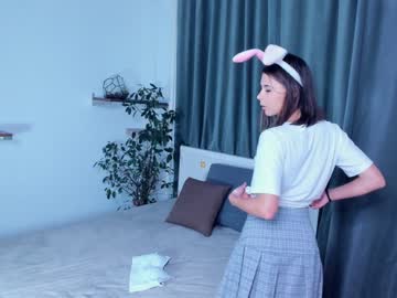 webcam girl _night_moon_ image #5778645