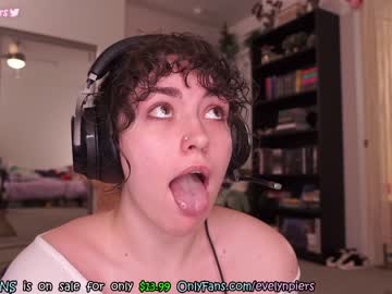 webcam girl evelynpiers image #4122516