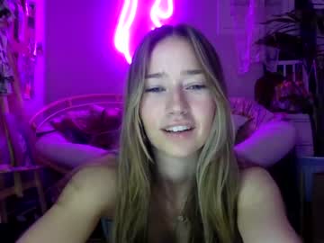webcam girl avababexoxoxo image #4087053