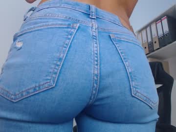 webcam girl eat_mee_out image #2714689