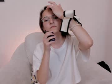 webcam girl alainacrosby image #4971502