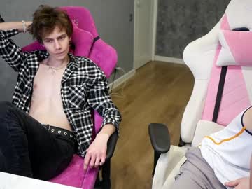 webcam man holiday_boys image #3172541