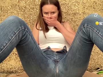 webcam girl eatmypie69 image #1809423