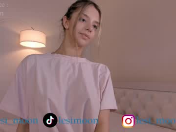webcam girl lesi_moon image #6402699