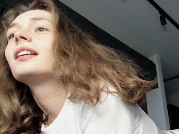 webcam girl mxxnsxsul image #2463792