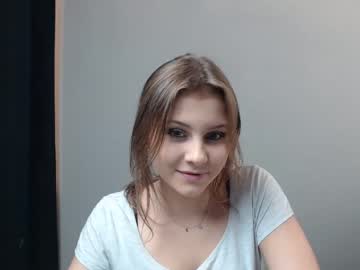 webcam girl relax_nina image #279113