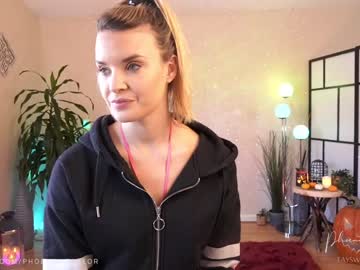 webcam girl phoenix_taylor image #5552013