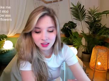 webcam girl milablush image #3546987