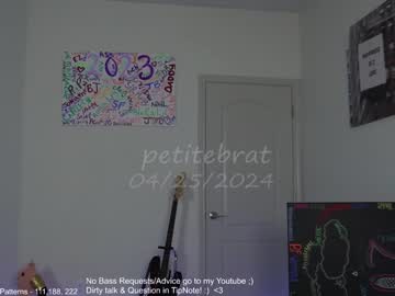 webcam girl petitebrat image #6849981