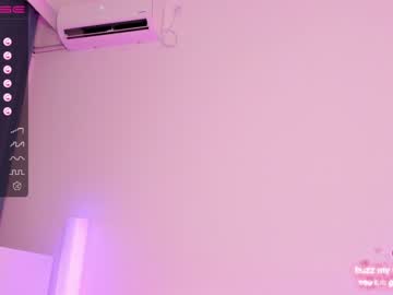 webcam girl kittymeow_xxx image #3834447