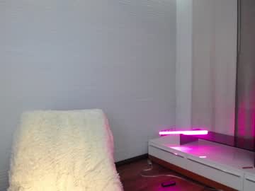webcam girl yana_squrel_22 image #3594945