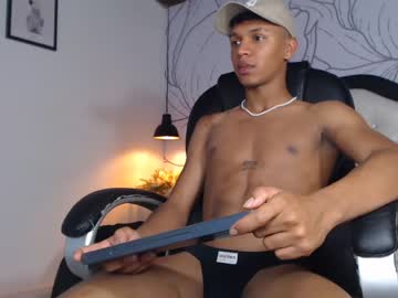 Cam for angeel_bbc