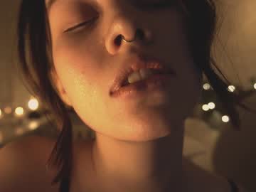 webcam girl bibi_it_is image #765347