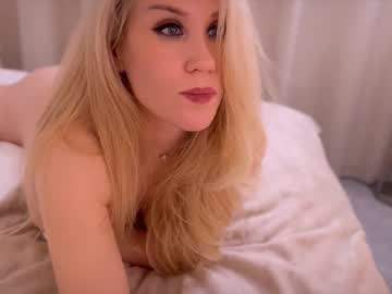 webcam girl myassistant image #6520150