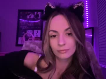 webcam girl lilbbyshy image #3128344