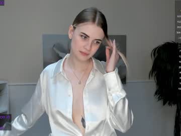 webcam girl fannycullimore image #6571957