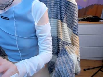 webcam girl littlething88 image #1039658