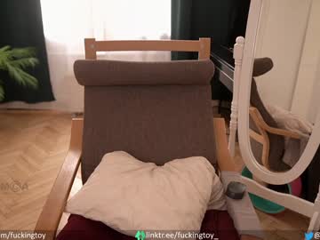 webcam girl fuckingtoy_ image #2196431