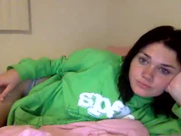 webcam girl cassidyyqueen image #4422886