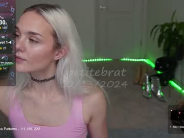 webcam girl petitebrat image #6340809