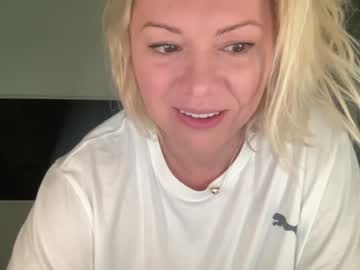 webcam girl kiradivine image #6397508