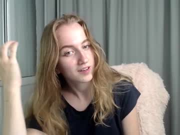 webcam girl nearsaturn image #2459658