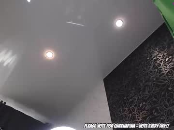 webcam girl queenafina image #2714207