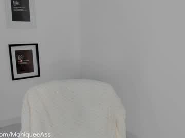 webcam girl moniqueeass image #4453310