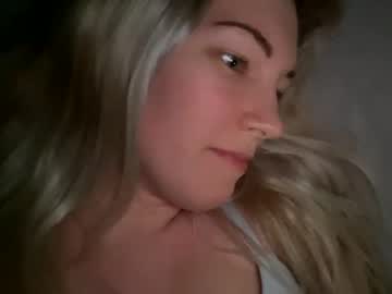 webcam girl mariah95 image #1663420